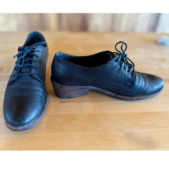 Frye Oxford Leather Loafers-Black - Picture 2 of 6